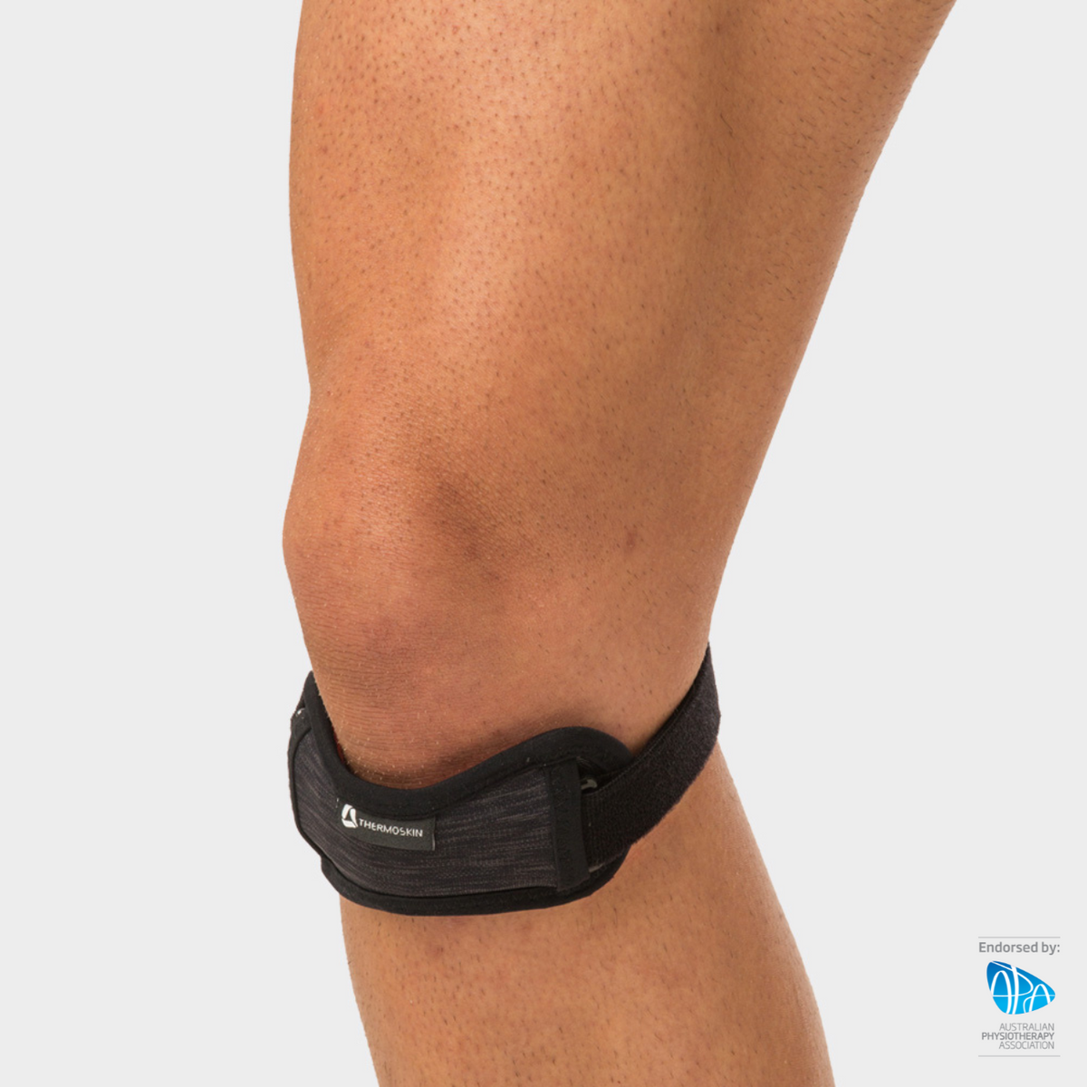 Thermoskin Adjustable Knee Patella Strap Black