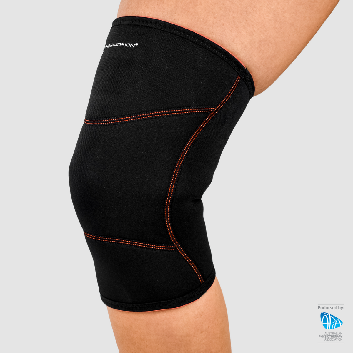 Thermoskin Thermal Knee Support Large Black